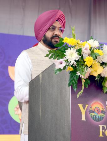 Sh. Tarunpreet Singh Sond, Cabinet Minister Addressing